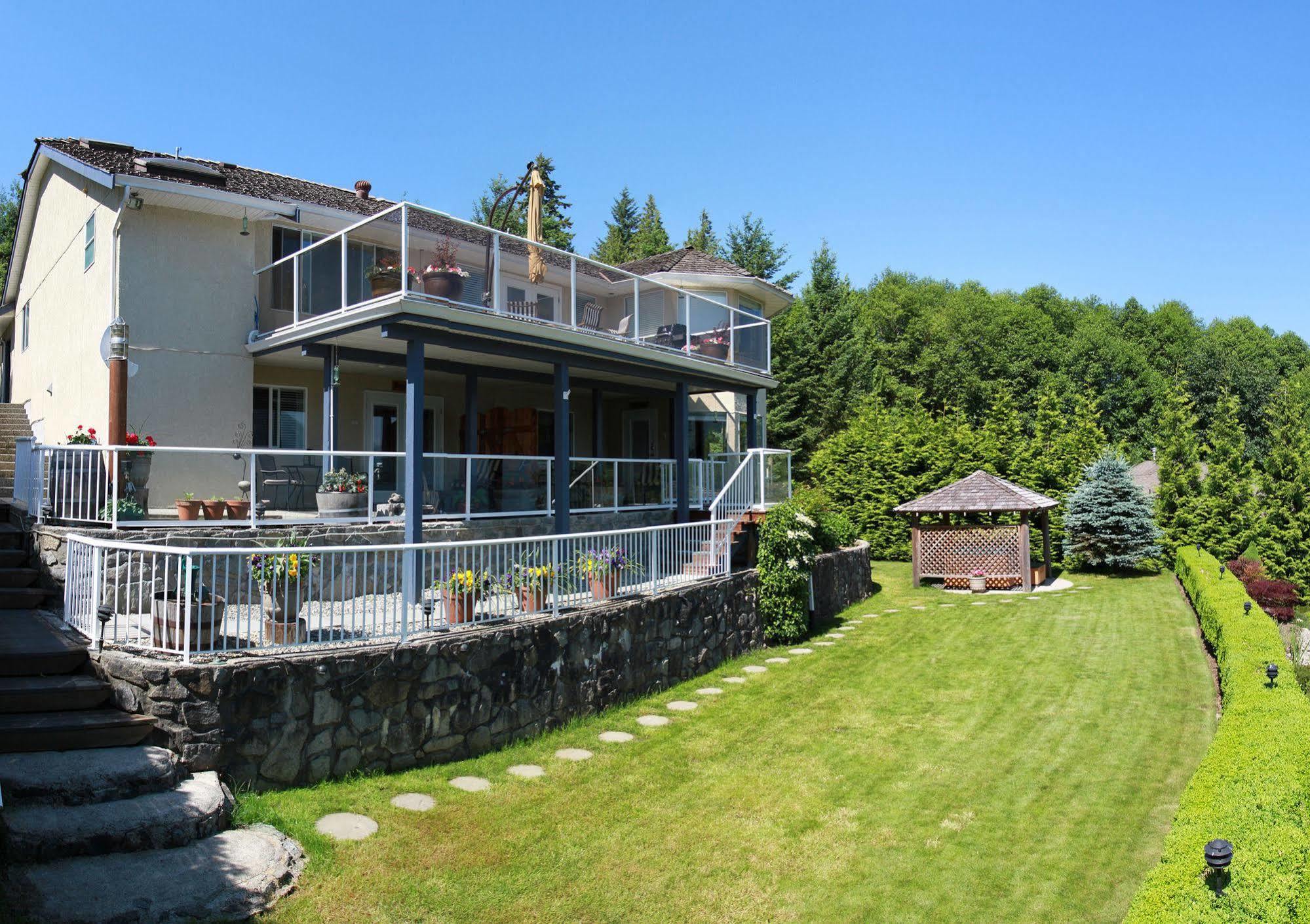 At The Shore Bed And Breakfast Sechelt Zewnętrze zdjęcie
